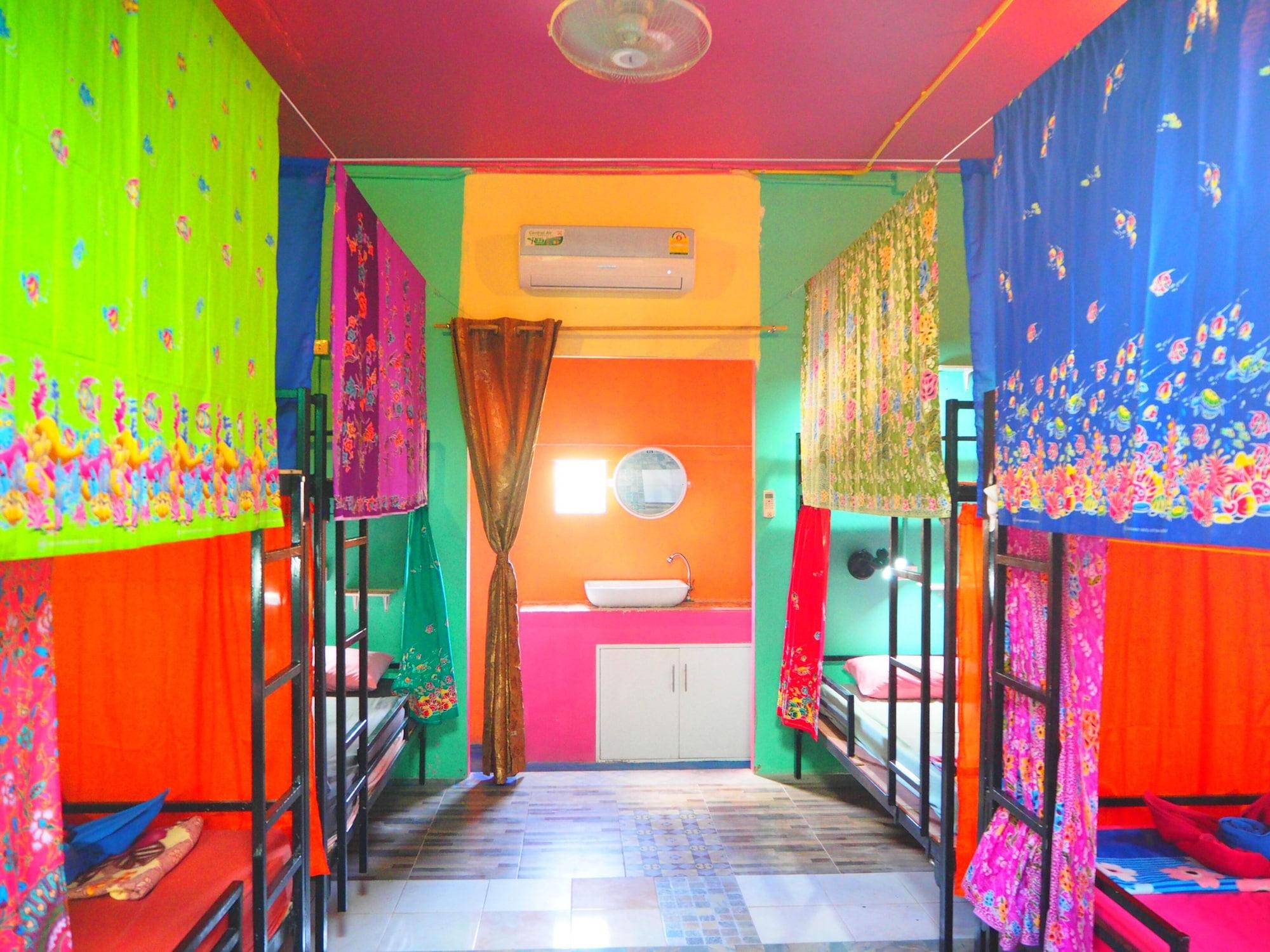 Cha-Ba Bungalow & Art Gallery เกาะลันตา ภายนอก รูปภาพ
